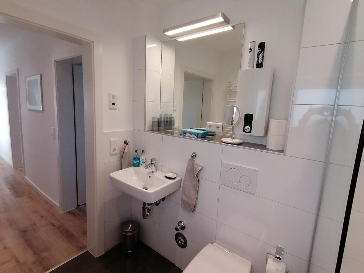 Gaestezimmer Bergerhof - Ankommen Und Wohlfuehlen Neuss Exterior foto